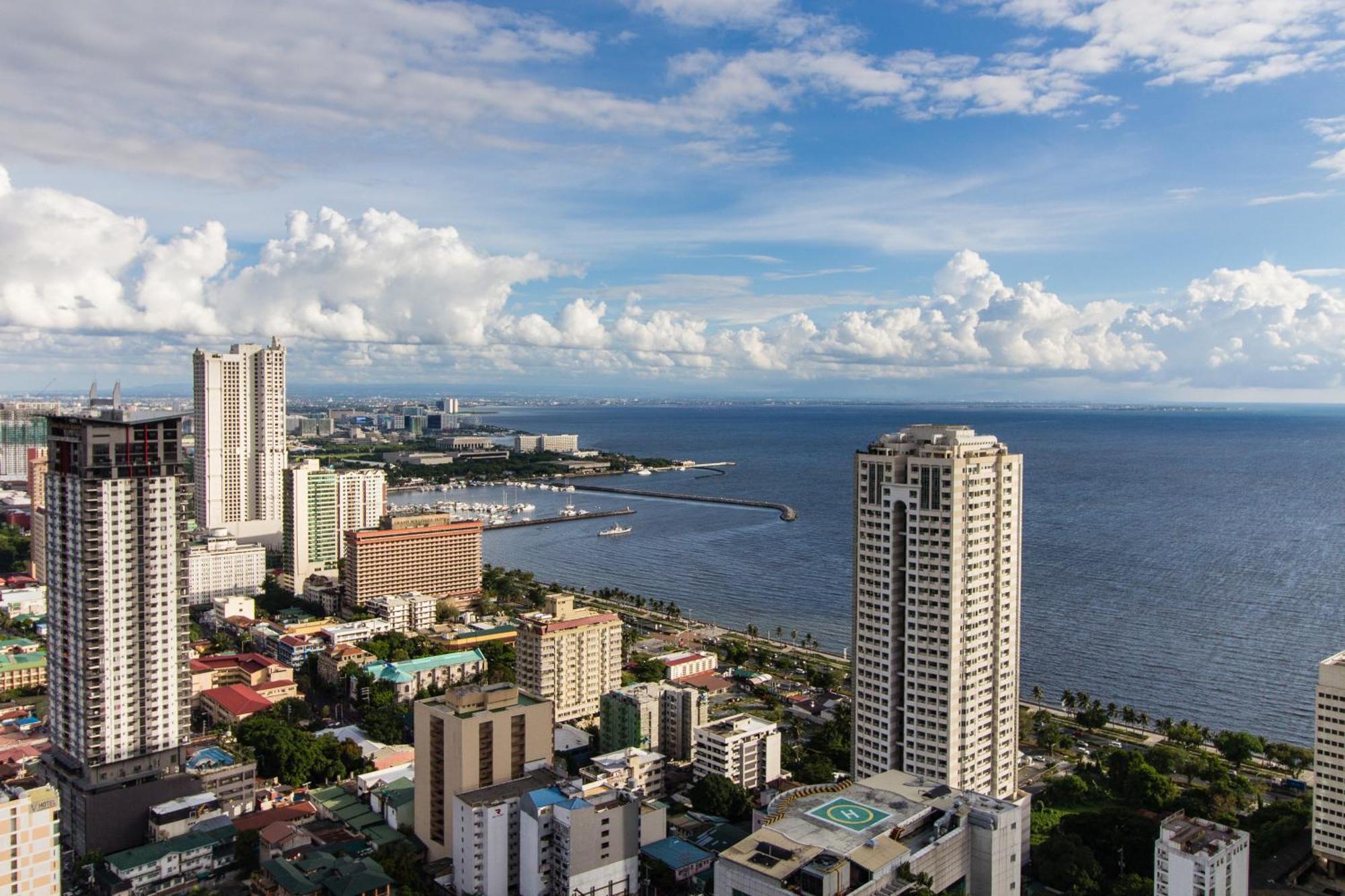 Pacific Bay Grand Suites Manila Bagian luar foto