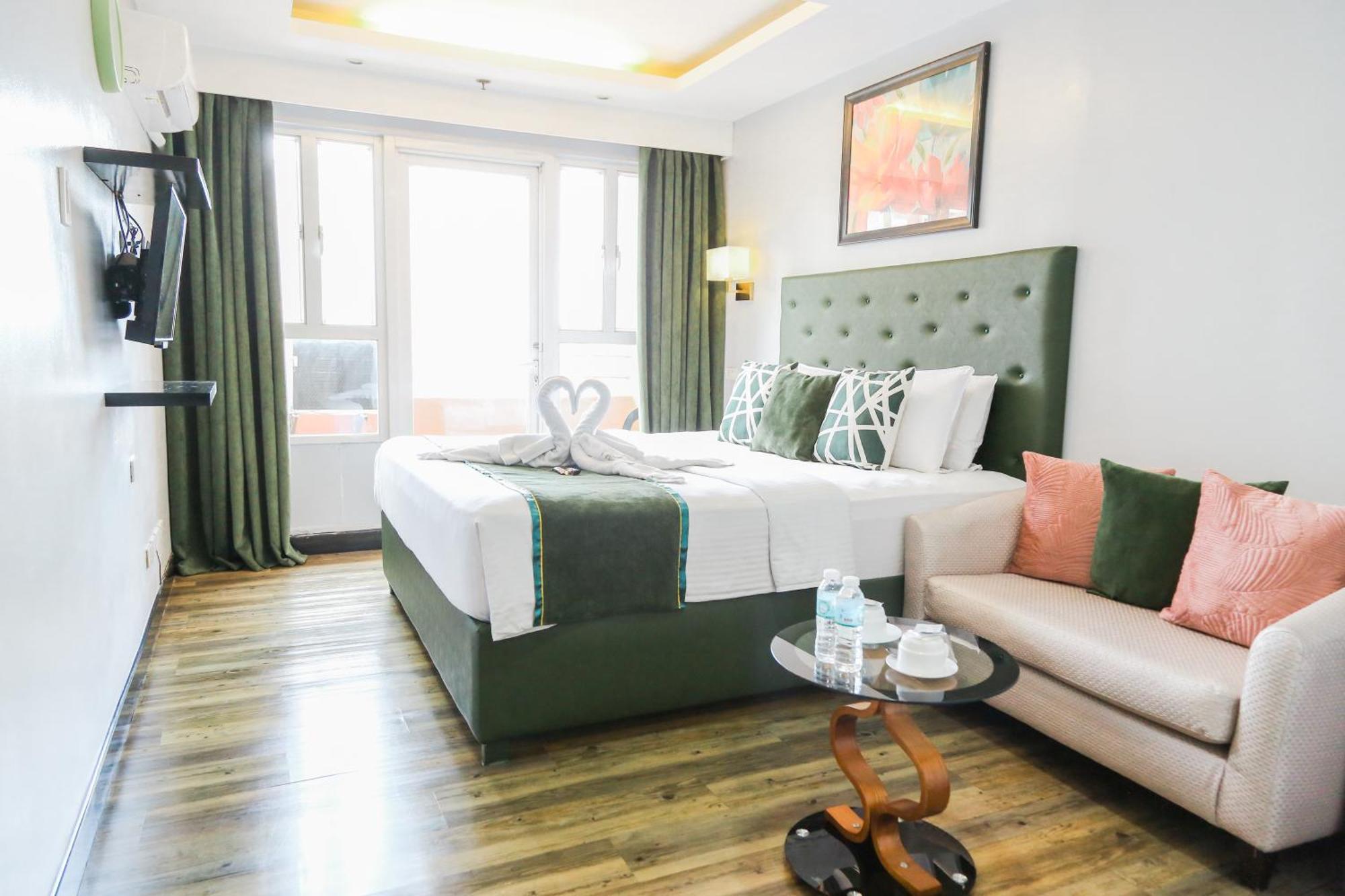 Pacific Bay Grand Suites Manila Bagian luar foto